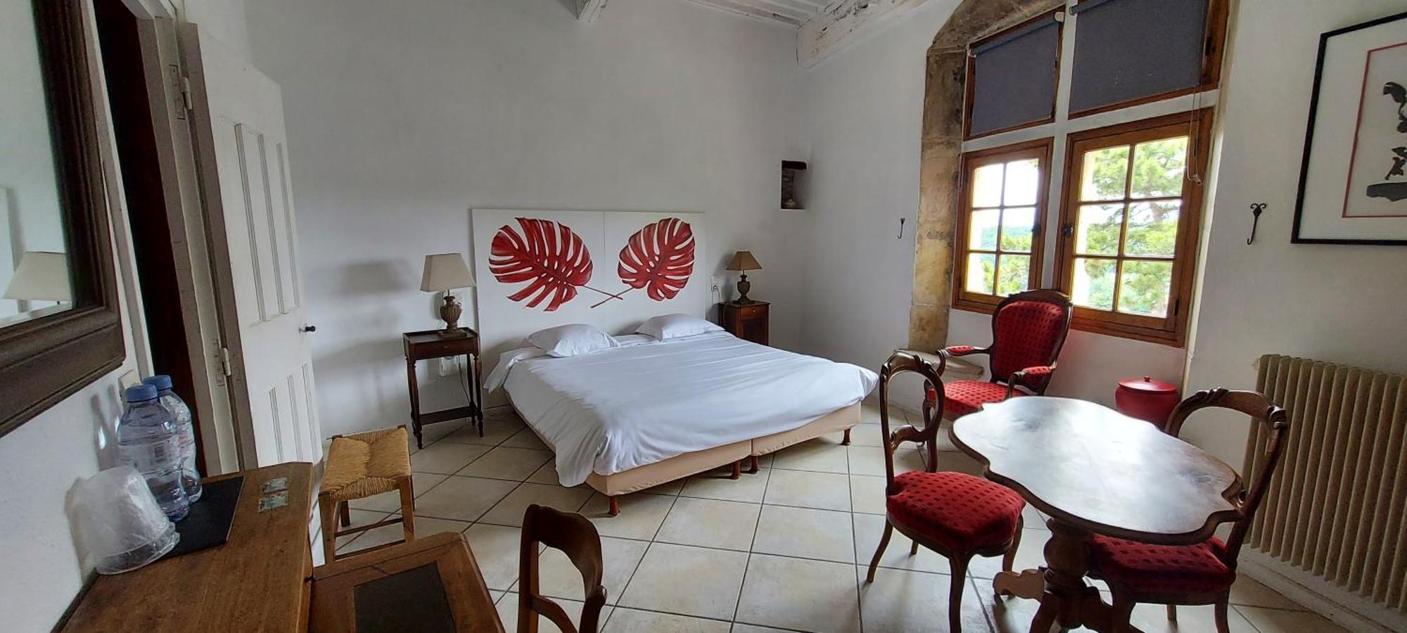 Hotel La Capitelle 3*